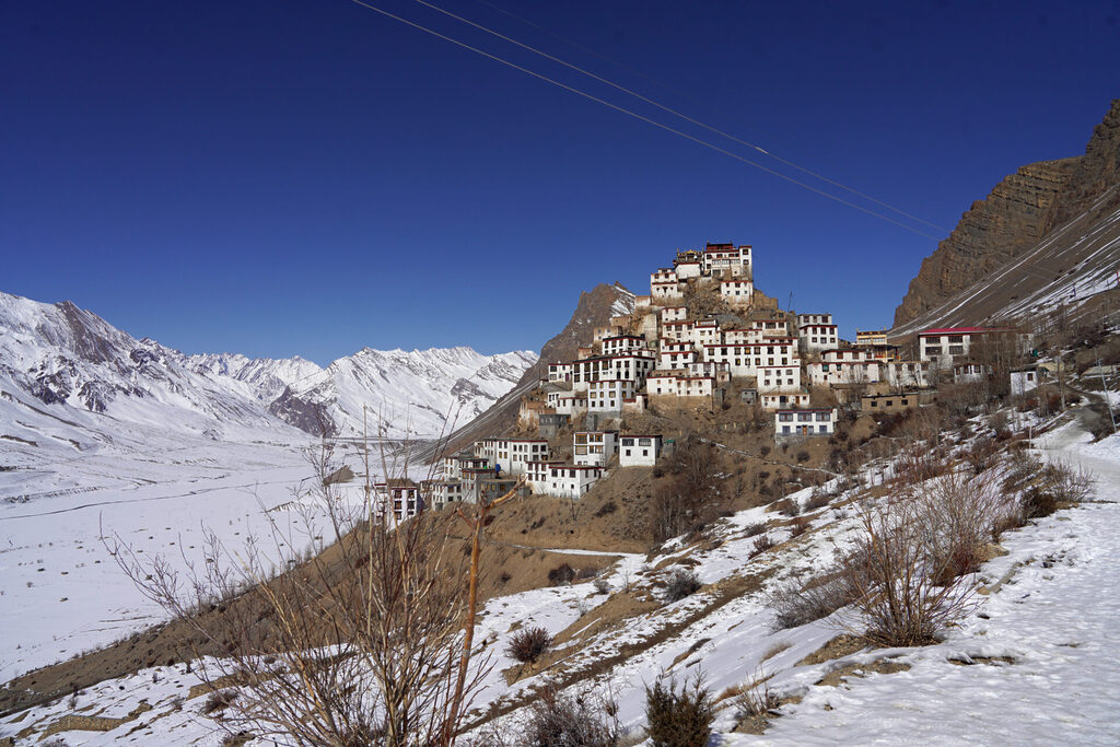 Das Kloster von Key - Key Monastery - im Spiti Valley thront majestätisch auf einem Hügel.