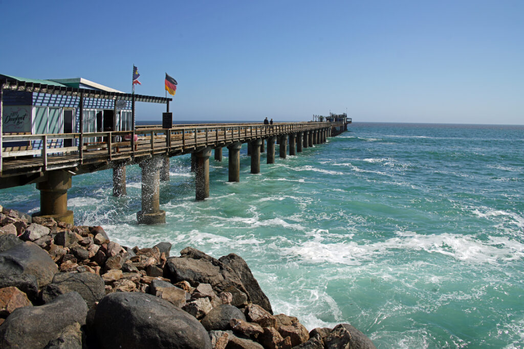 Swakopmund ist eine faszinierende und saubere Küstenstadt in Namibia