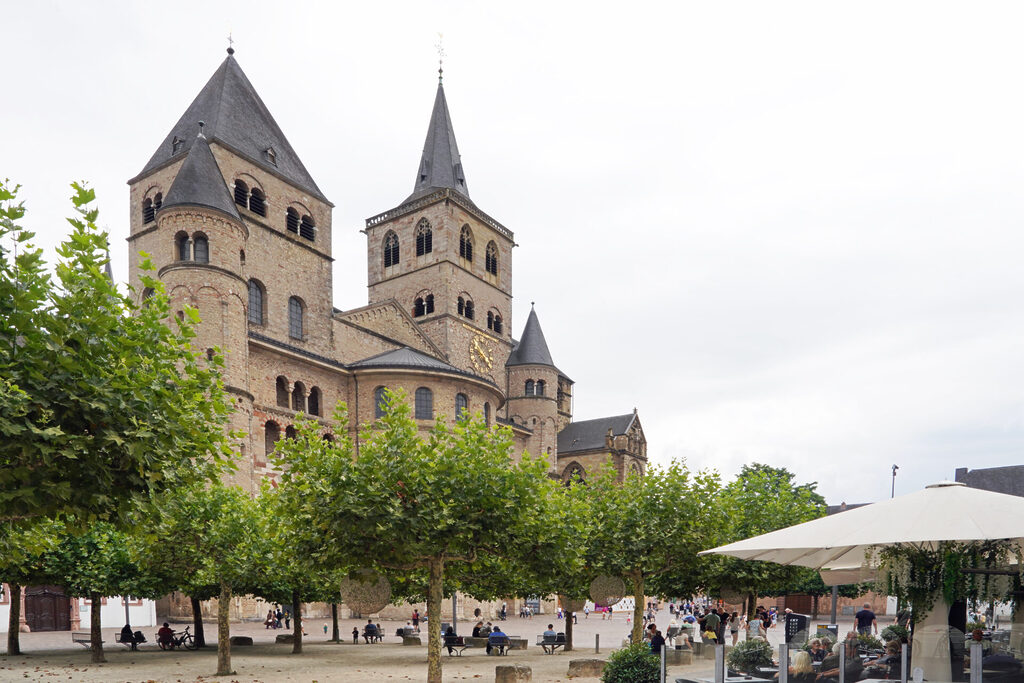 Der Dom St Peter in Trier, Deutschlands ältester Stadt