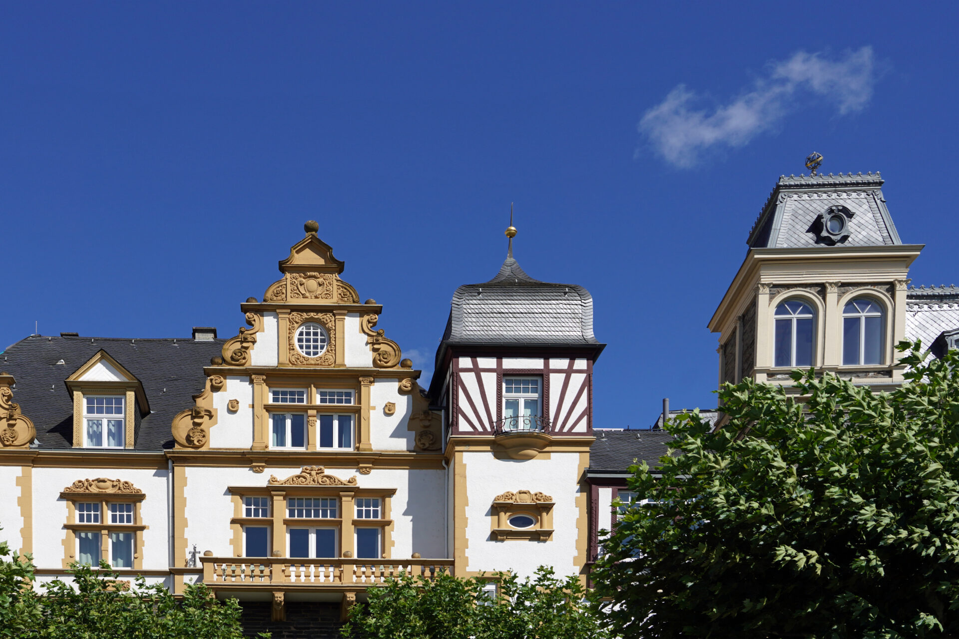 Das wunderschöne Bernkastel-Kues an der Mosel in Rheinland-Pfalz