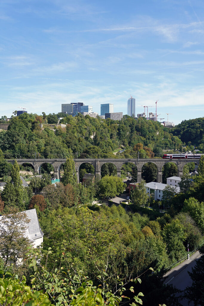 Blick auf Pfaffenthla von den Bock-Kasematten in Luxemburg (Stadt)